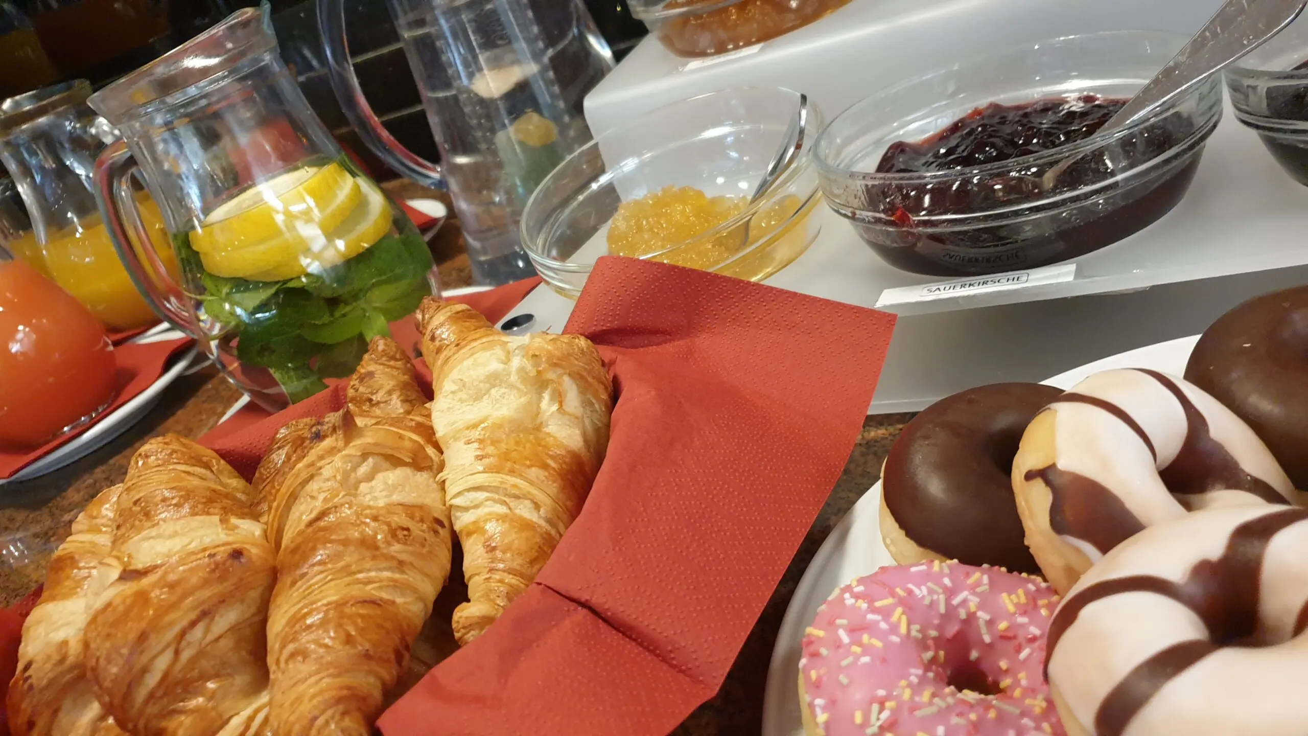 Frühstücksbuffet